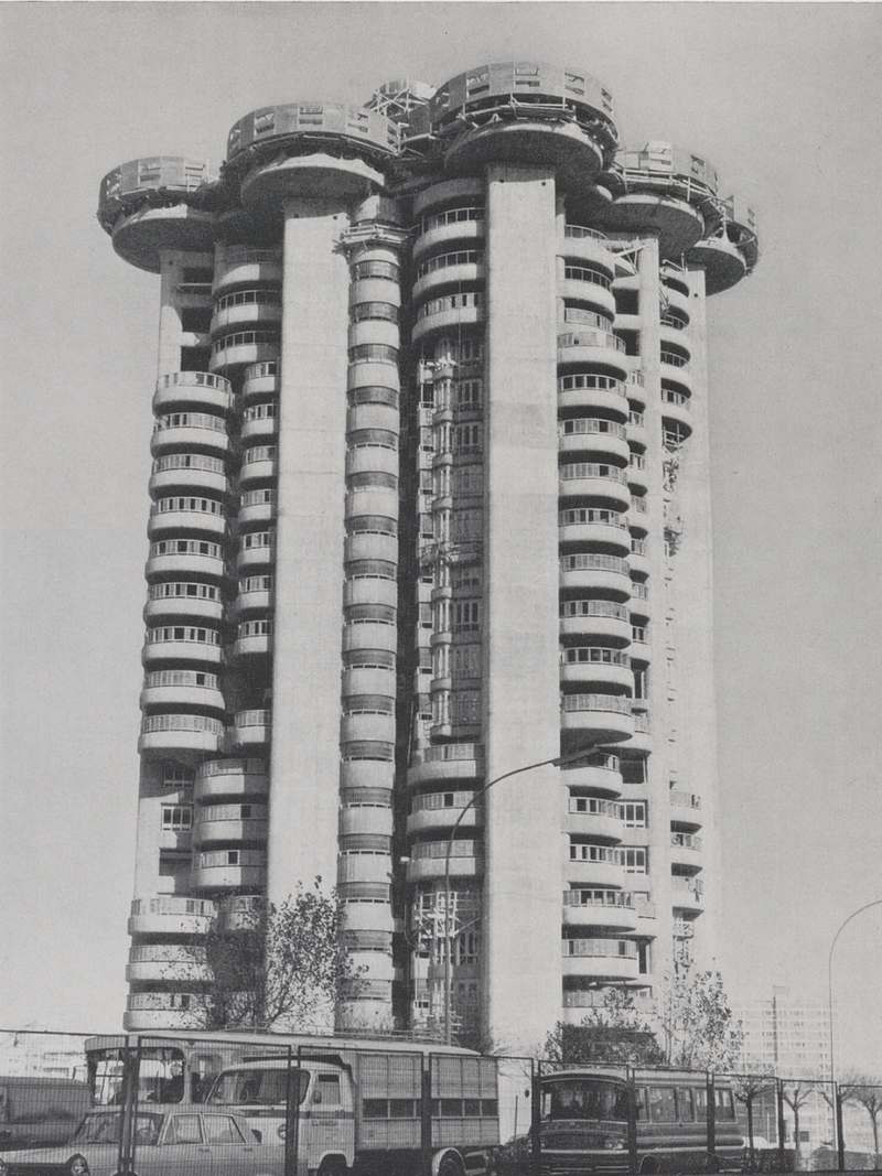 Torres Blancas, Madrid, Espagne | Francisco Javier Saenz de Oiza